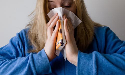 吹空调对鼻炎影响吗 经常吹空调对鼻炎有什么影响?