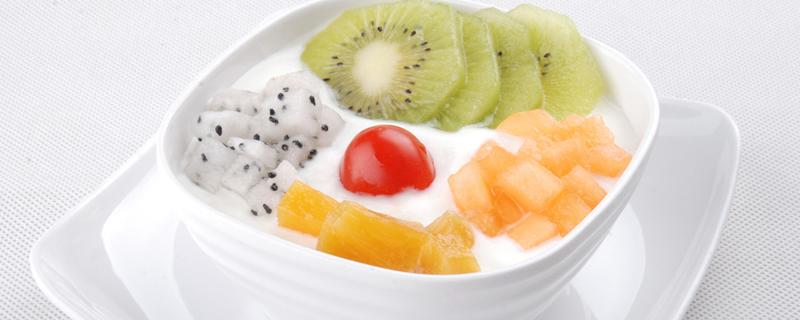 酸奶不能和什么水果一起吃 酸奶不能和什么水果一起吃食物中毒