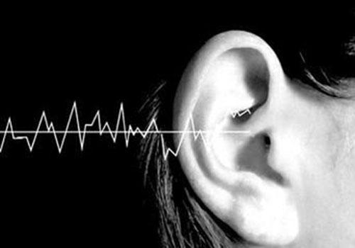 突发性耳鸣是什么原因 耳鸣是什么原因