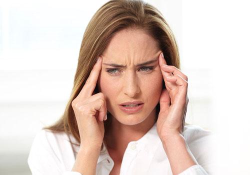 经期头痛怎么办快速缓解 怎样快速缓解经期头痛
