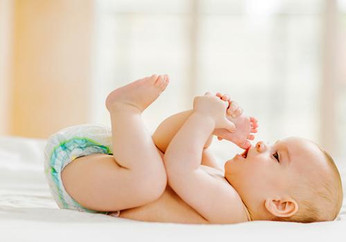 宝宝拉肚子按摩什么地方可止泻 婴儿拉肚子按摩哪个地方管用