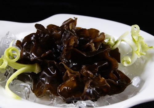 熬夜后吃什么可以排毒（熬夜吃什么可以排毒）
