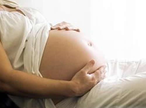 孕妇中暑对胎儿有影响吗（孕妇中暑的危害）