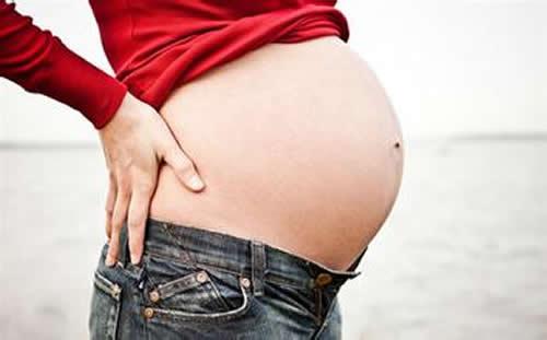 怀孕五个月胎儿有多大（怀孕五个月胎儿有多大应该注意些什么）