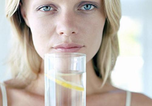 喝水可以减肥吗（喝水可以减肥吗?）