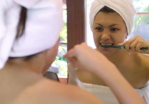 盐水漱口可以消炎吗（用淡盐水漱口可以消炎吗）