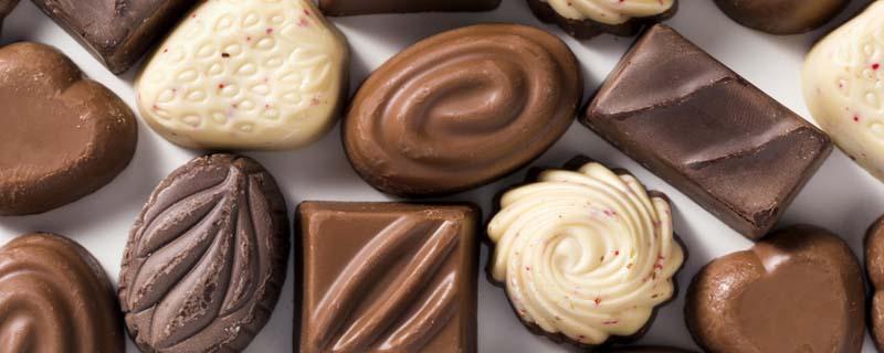 巧克力的保质期一般是多久 巧克力融化了再凝固还能吃吗