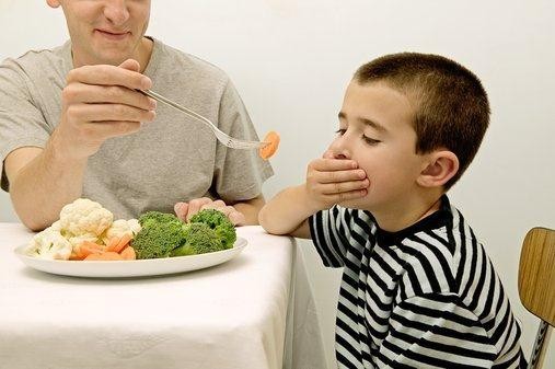 孩子厌食不吃饭怎么办（小孩厌食不吃饭怎么回事）