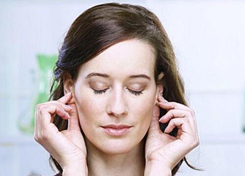 耳部6种按摩法固肾养精效果翻倍 按摩耳朵补肾气