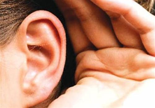 耳鸣是什么原因引起的 耳鸣是什么原因引起的中医