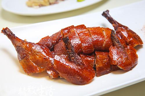 北京烤鸭怎么吃 北京烤鸭怎么吃步骤