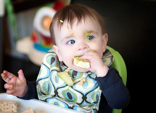 孩子何时才能咀嚼食物 小孩什么时候会咀嚼