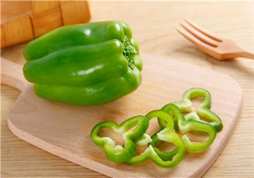 青椒怎么做好吃 吃青椒有什么好处