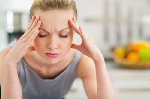 月经期间偏头痛怎么办（月经期偏头痛怎么治）