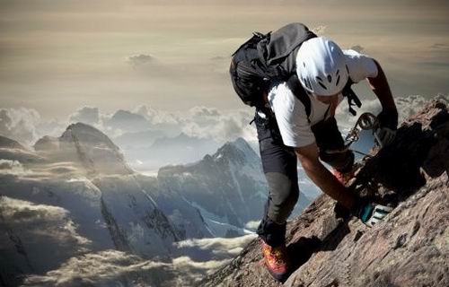 运动小贴士：爬山如何保护膝盖 爬山时如何保护膝盖