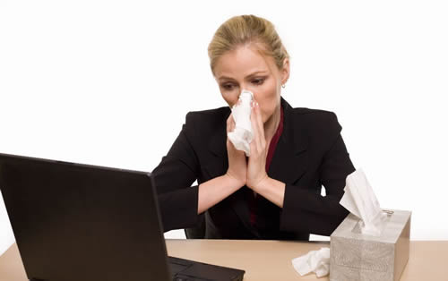 过敏性鼻炎引发哮喘，预防有招数（过敏性鼻炎引起哮喘的注意事项）