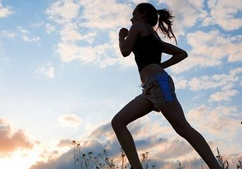 运动量大大腿疼怎么办（运动量过大大腿疼怎么办）