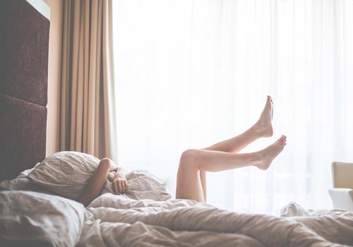 裸睡能不能提高睡眠质量 裸睡可以改善睡眠质量吗