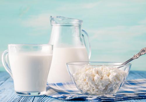 孕妇补钙喝牛奶好还是吃钙片（孕妇补钙喝牛奶效果好还是吃钙片效果好）