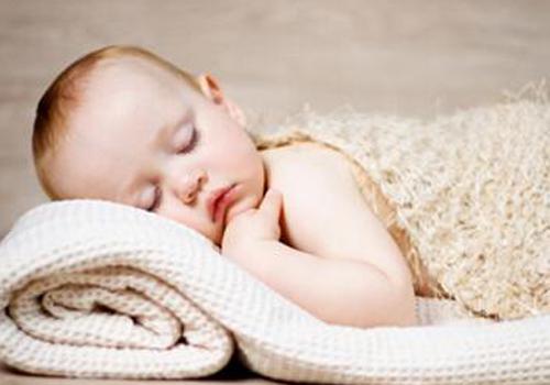 孩子几点睡觉最能长高个 孩子晚上几点睡觉最能长高个?