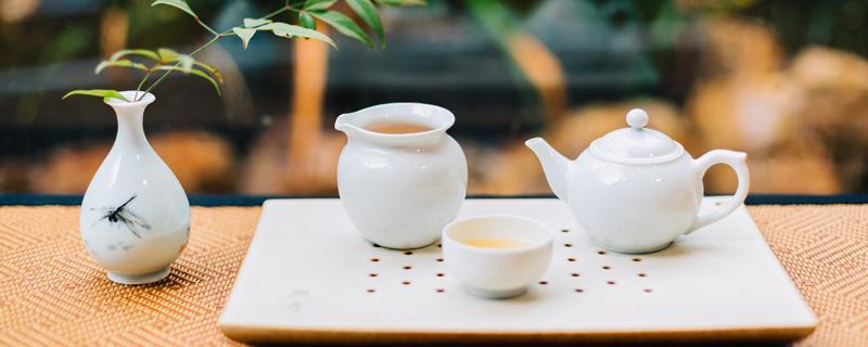 玉米须桑叶茶能降低血糖吗 玉米须桑叶茶有降尿酸的功效吗