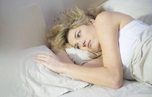 睡眠不好会引起什么症状 女性睡眠不好会引起什么症状