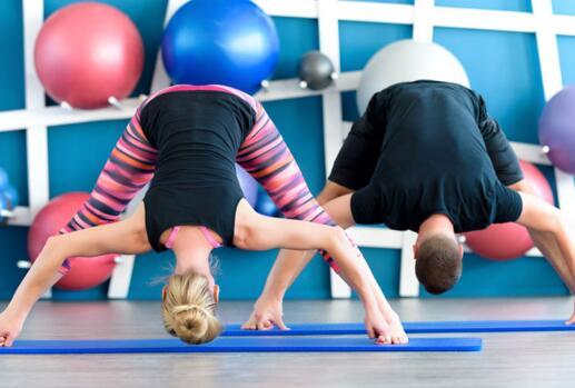 练瑜伽肋骨疼怎么回事 练完瑜伽肋骨疼是不是发力不对