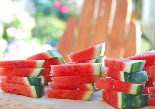 夏天中暑该吃什么水果 中暑了应该吃什么水果