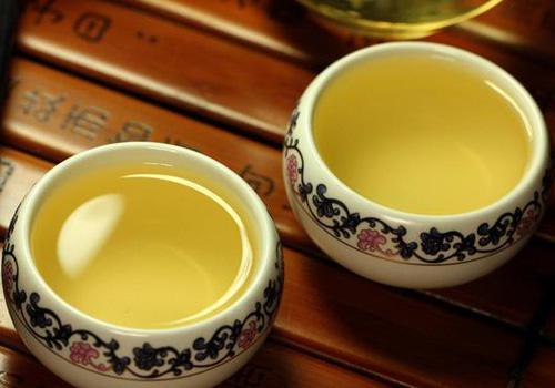 普洱茶生茶和熟茶哪个减肥效果好 普洱茶生茶和熟茶哪个减肥效果好一点