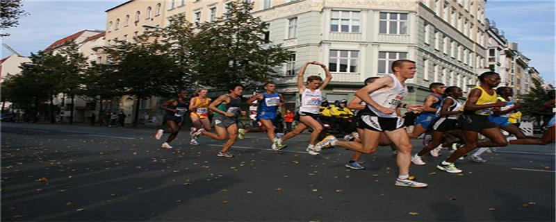 低血糖能不能跑马拉松 低血糖能慢跑吗