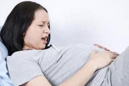 胎儿求救信号是什么 孕中期胎儿求救信号