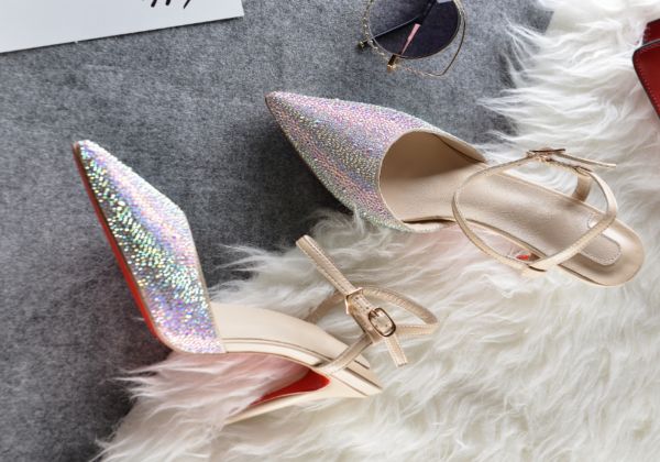 运动裤配什么鞋子 运动裤适合搭配的鞋子有哪些