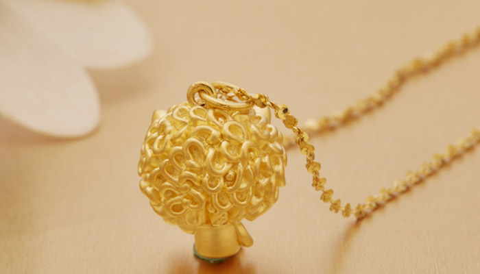 18k金项链可以戴着洗澡吗 18k金项链能不能戴着洗澡