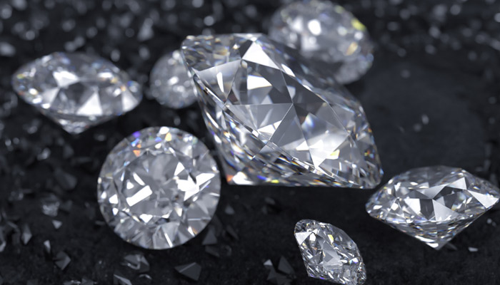 钻石fg色是什么意思  钻石fg色是什么意思