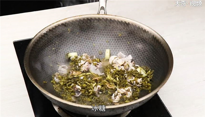 雪菜炒墨鱼怎么做 雪菜炒墨鱼的做法