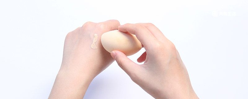 彩妆蛋清洗步骤 彩妆蛋清洗的步骤是什么