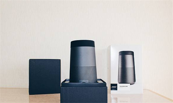 SoundLink Revolve蓝牙音响怎么启用待机模式