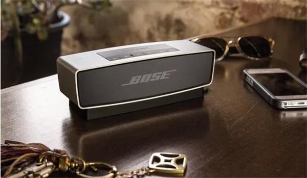 Bose SoundLink Mini蓝牙音响使用电池时不启动怎么办