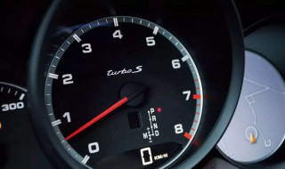 汽车转速表怎么看 怎么看汽车的转速表