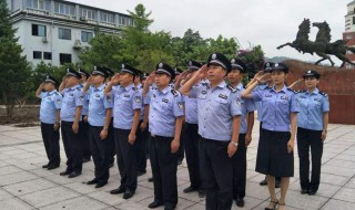 医生叫白衣天使警察叫什么（医生叫白衣天使,警察叫什么）