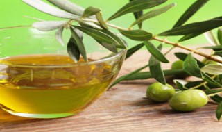 橄榄油怎么护肤 食用橄榄油护肤的正确方法