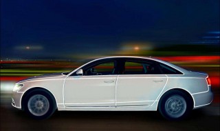 停车后油箱里砰砰响什么原因（停车后油箱处咚咚响）