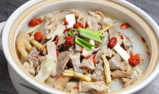 猪肚鸡怎么吃（猪肚煲鸡怎么煲放什么材料好吃）