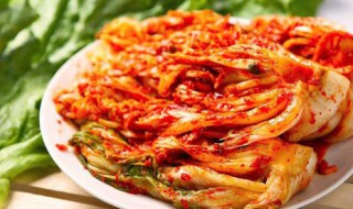 腌泡菜起白沫怎么处理（腌泡菜起白沫怎么处理干净）