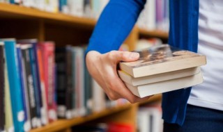 莫泊桑名言 莫泊桑名言山坡上的蒲公英