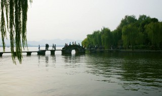 西湖一日游（西湖一日游的最佳顺序）