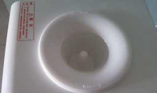 饮水机漏水怎么办（饮水机漏水怎么办哪些原因所致）