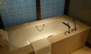 浴缸怎么安装 折叠浴缸怎么安装