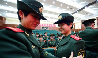 义务兵转士官怎么做（义务兵转士官有什么好处）