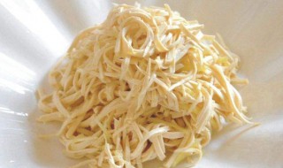 烫干丝的做法（烫干丝的做法视频）